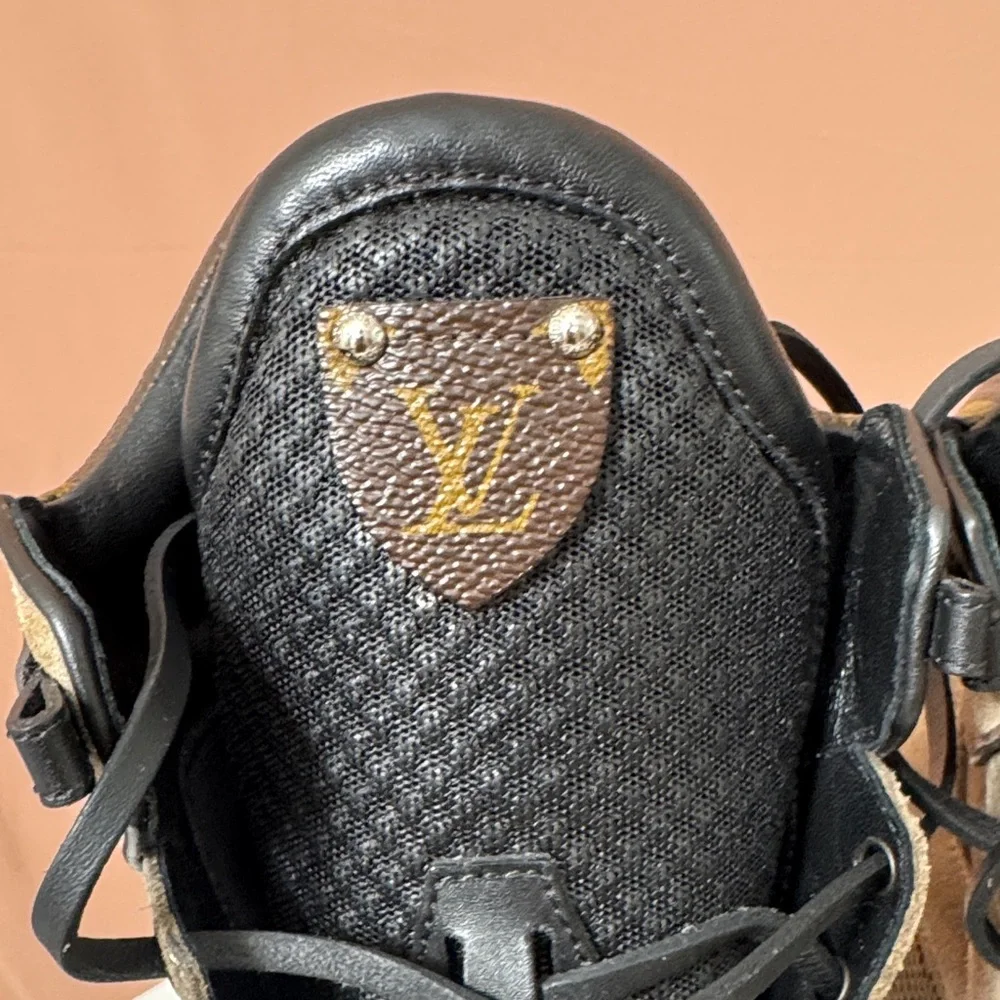 Louis Vuitton Beige and Black Heeled Boots - Picture 6 of 11